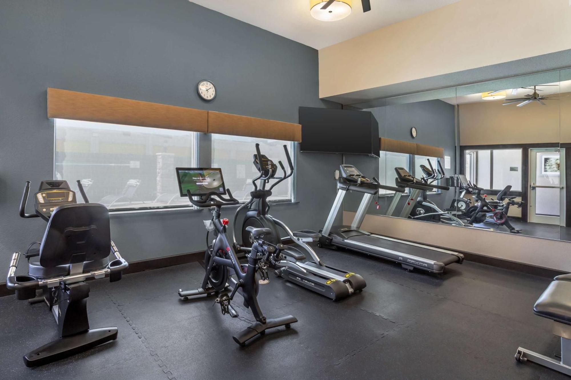 Best Western Plus Lake Jackson Inn & Suites Esterno foto
